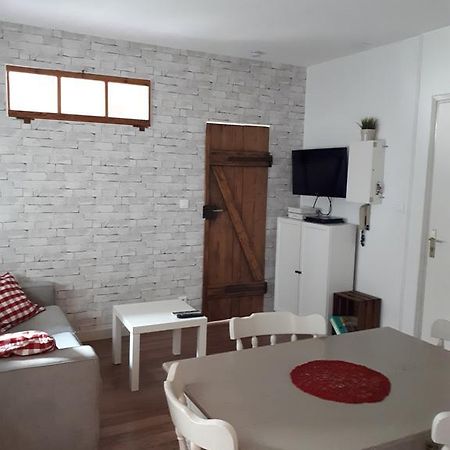 Chez Noah Le Vigneron Apartment รีโบวิลเล ภายนอก รูปภาพ